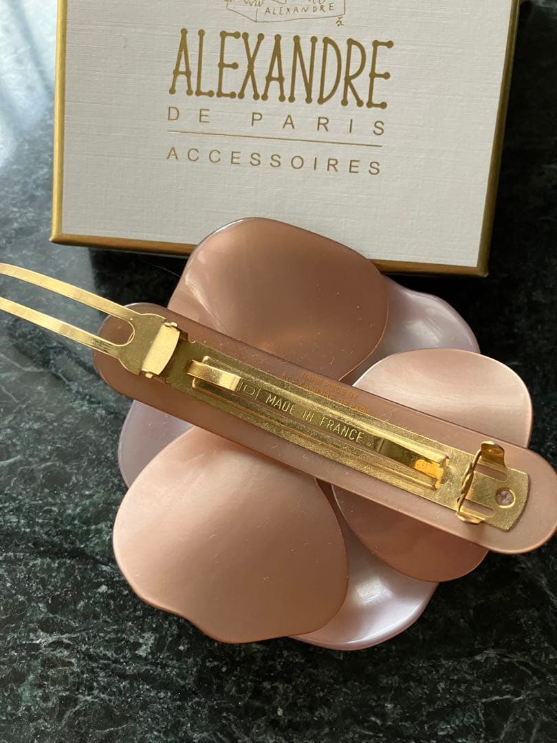 美品　アレクサンドル・ドゥ・パリ　バレッタ　お花