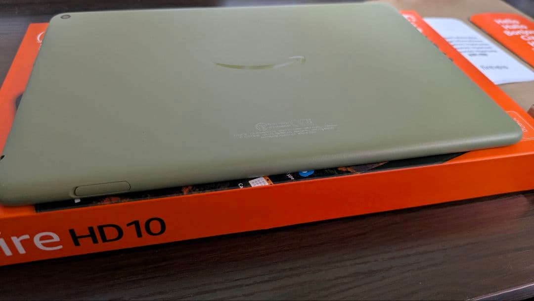 第11世代 Fire HD 10 タブレット 32GB　128GB SDカード付