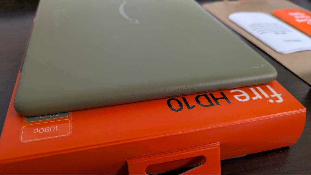 第11世代 Fire HD 10 タブレット 32GB　128GB SDカード付