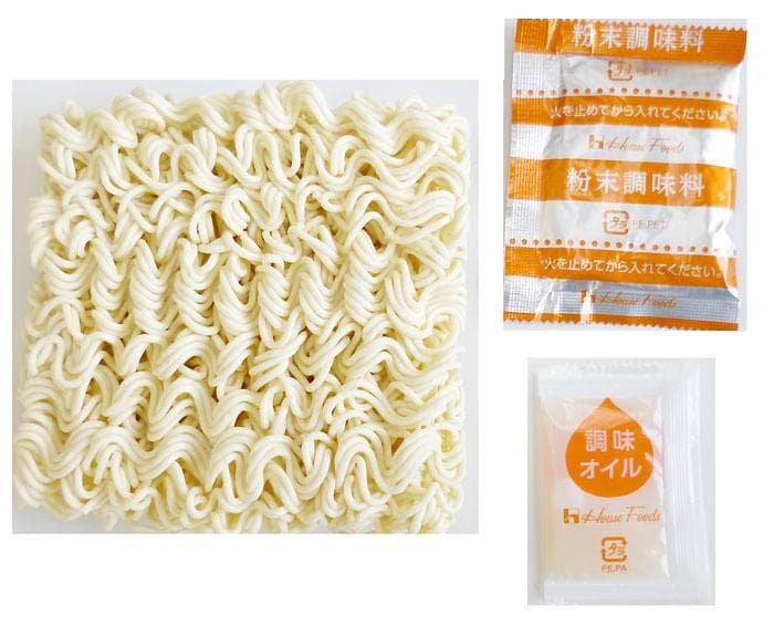 大特￥10400　NO1 うまかっちゃん　豚骨ラーメン九州博多庶民の豚骨ラーメン