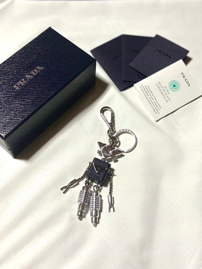 PRADA プラダ ロボットサフィアーノレザーバッグチャーム