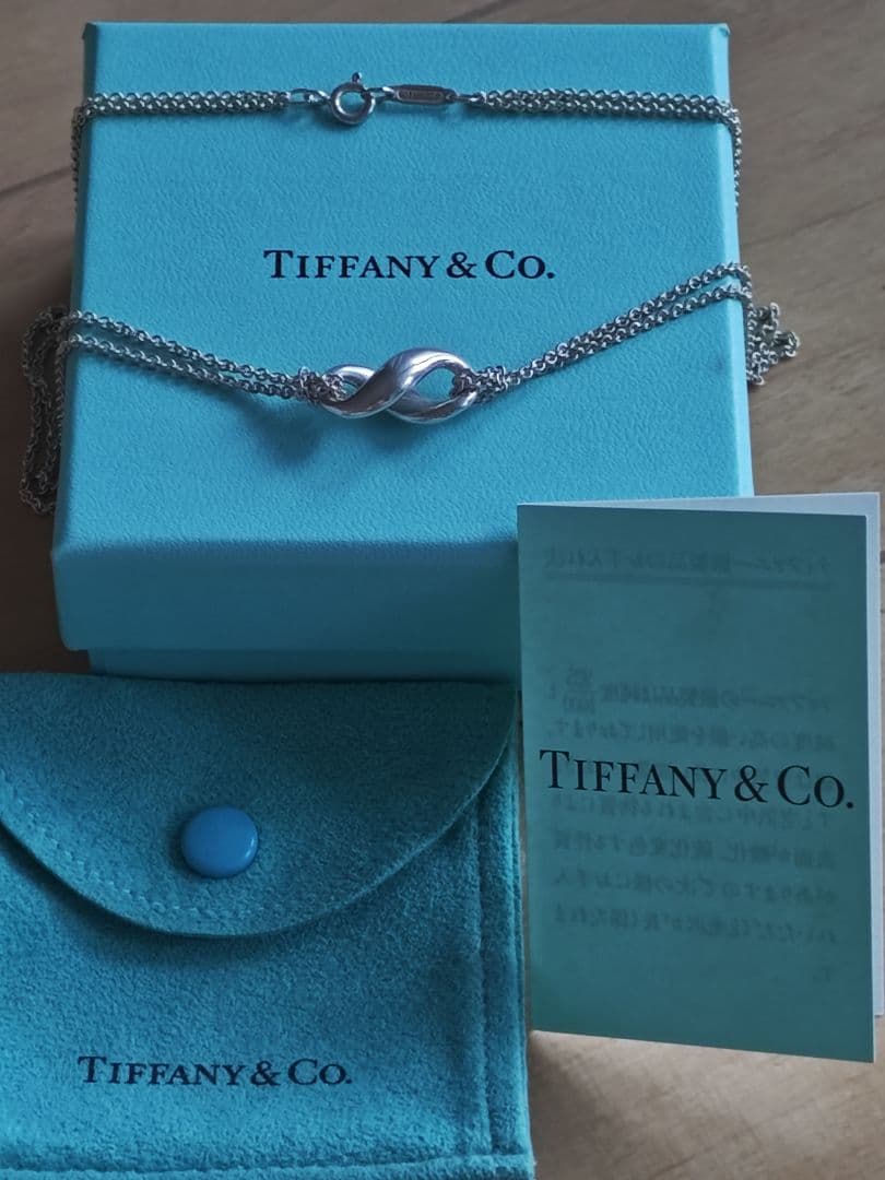 ティファニー(Tiffany & Co.) インフィニティ ネックレス