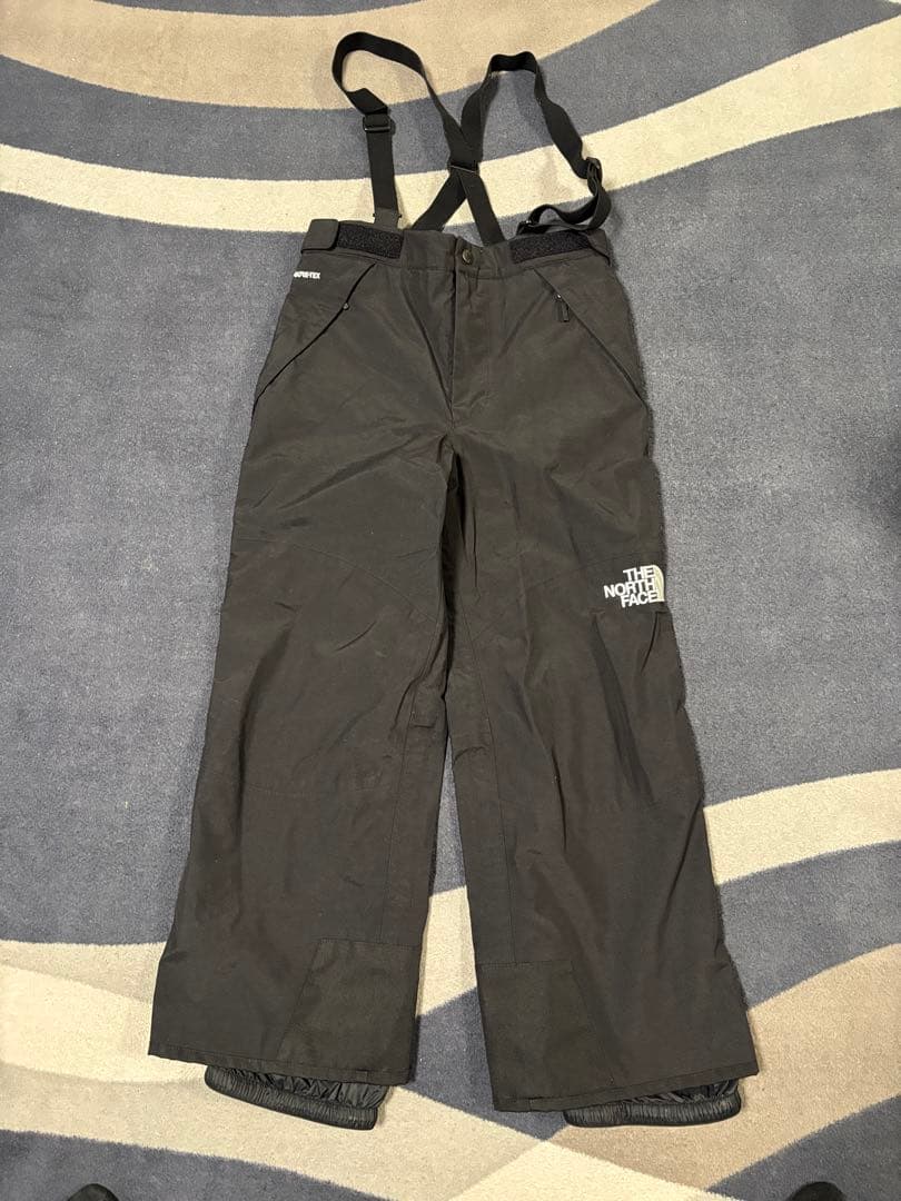 ノースフェイス　キッズ　スノーパンツ　サイズ140cm