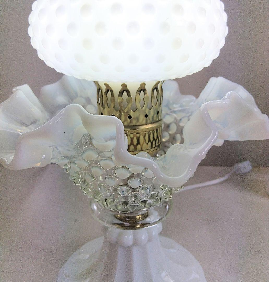 ☆フェントン ミルクガラス テーブルランプ オパールセント
