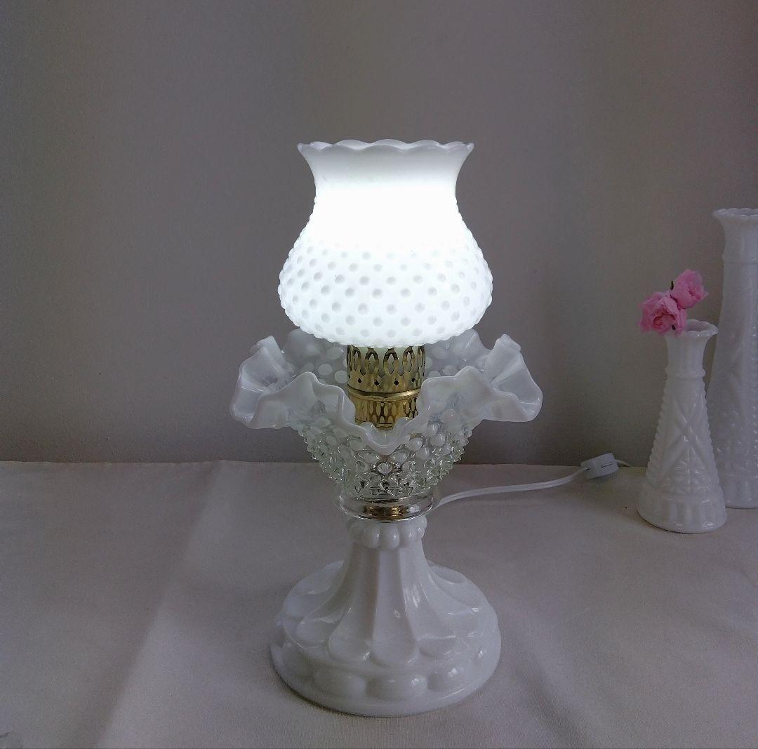 ☆フェントン ミルクガラス テーブルランプ オパールセント