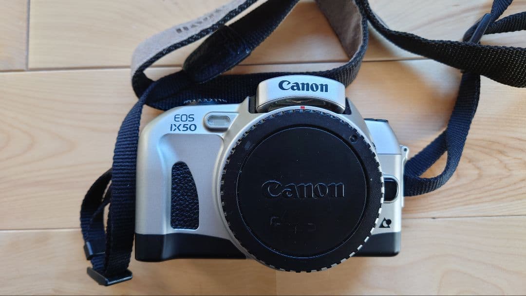 Canon EOS IX50 シルバー