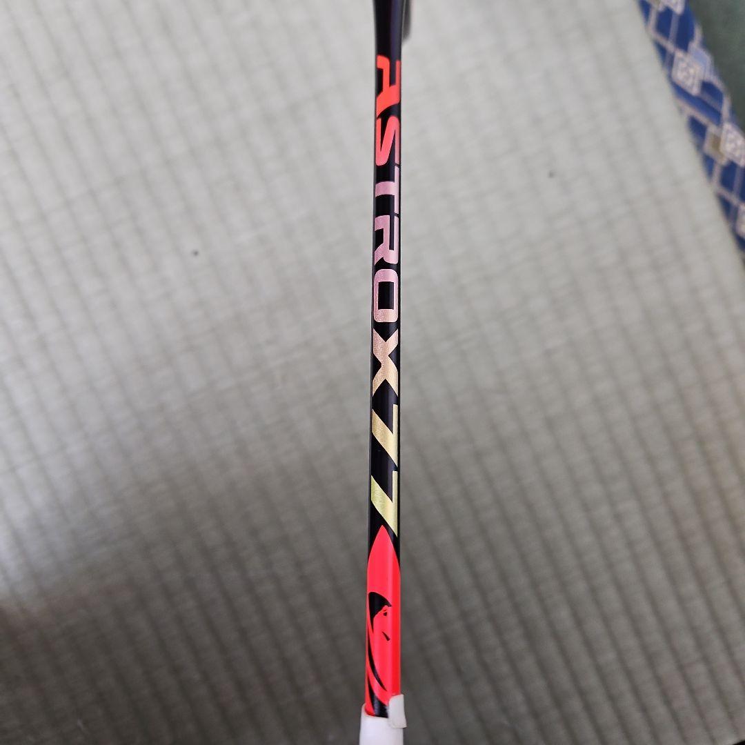バドミントンラケット YONEX アストロクス77 4U G5 美品