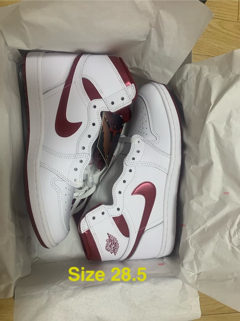 エアジョーダン 85 llic Burgundy