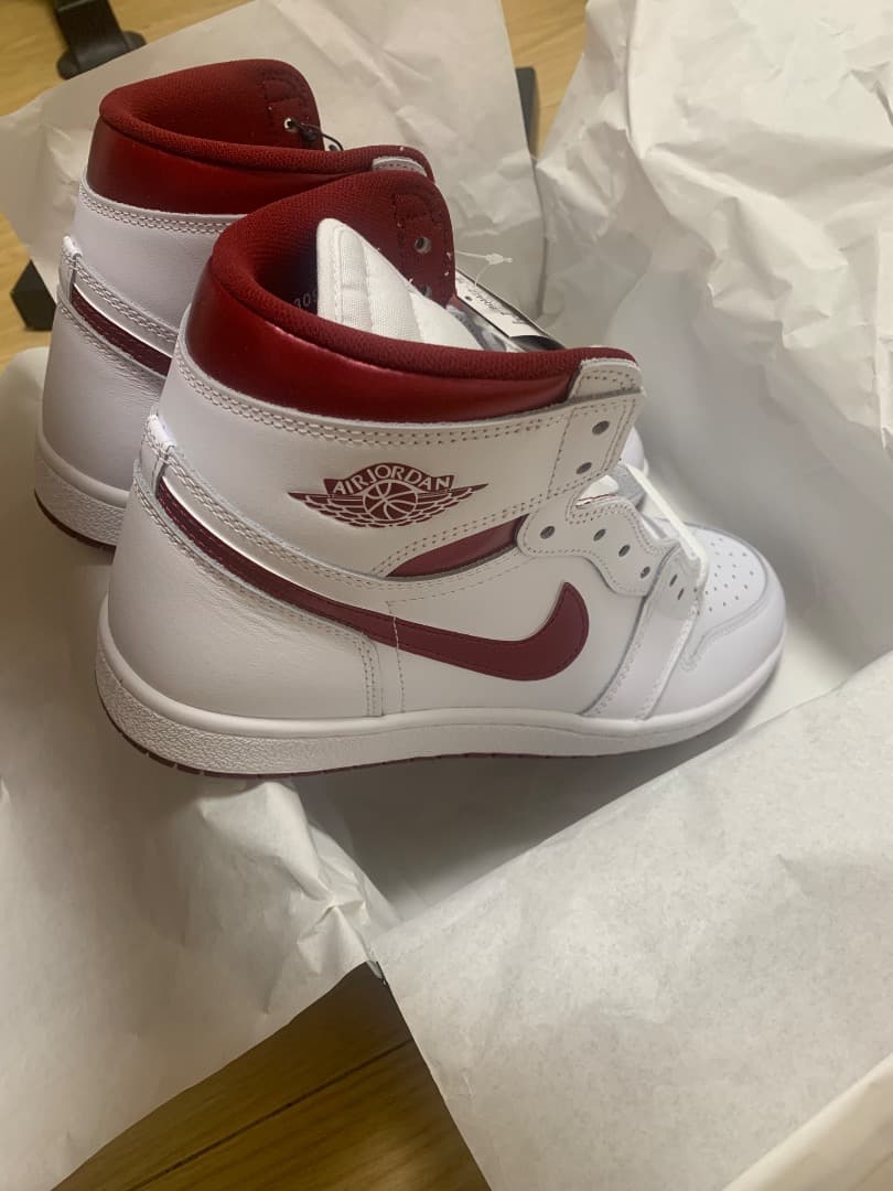 エアジョーダン 85 llic Burgundy