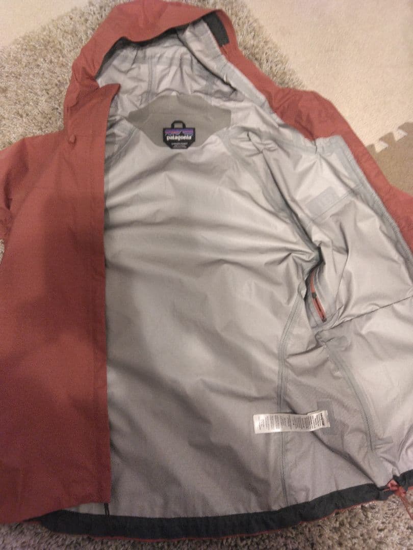 お値下【美品】patagonia パタゴニア　マウンテンパーカー　トレントシェル