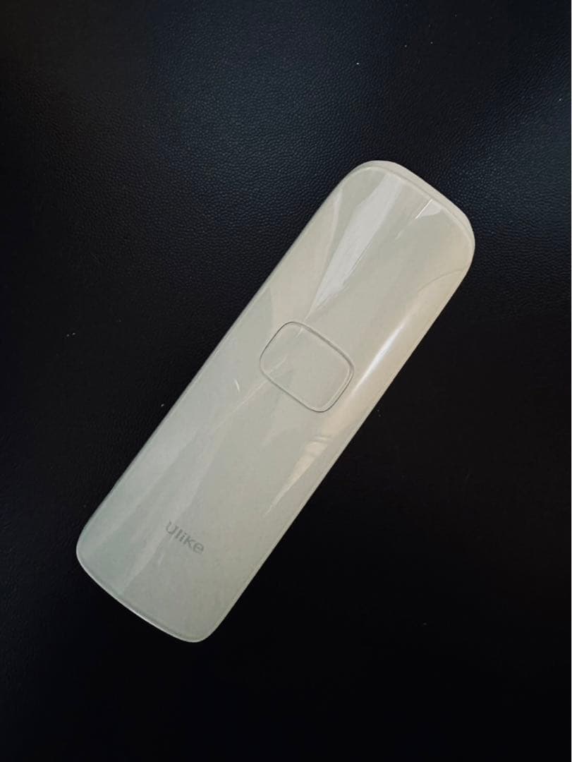 Ulike 脱毛器 本体 充実の付属品付き