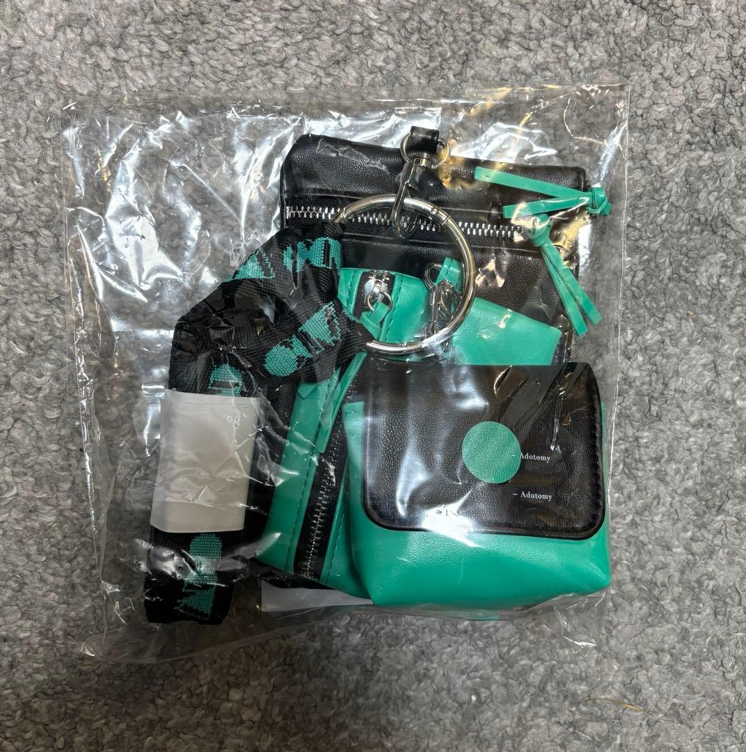 新品　Ado Adotomy 会場限定　ストラップポーチ 大阪