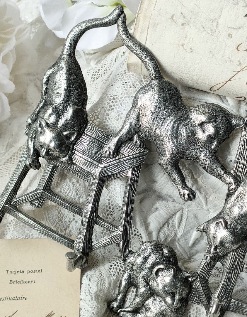 希少　フランスヴィンテージ　猫ちゃんフック　ピューター　アンティーク