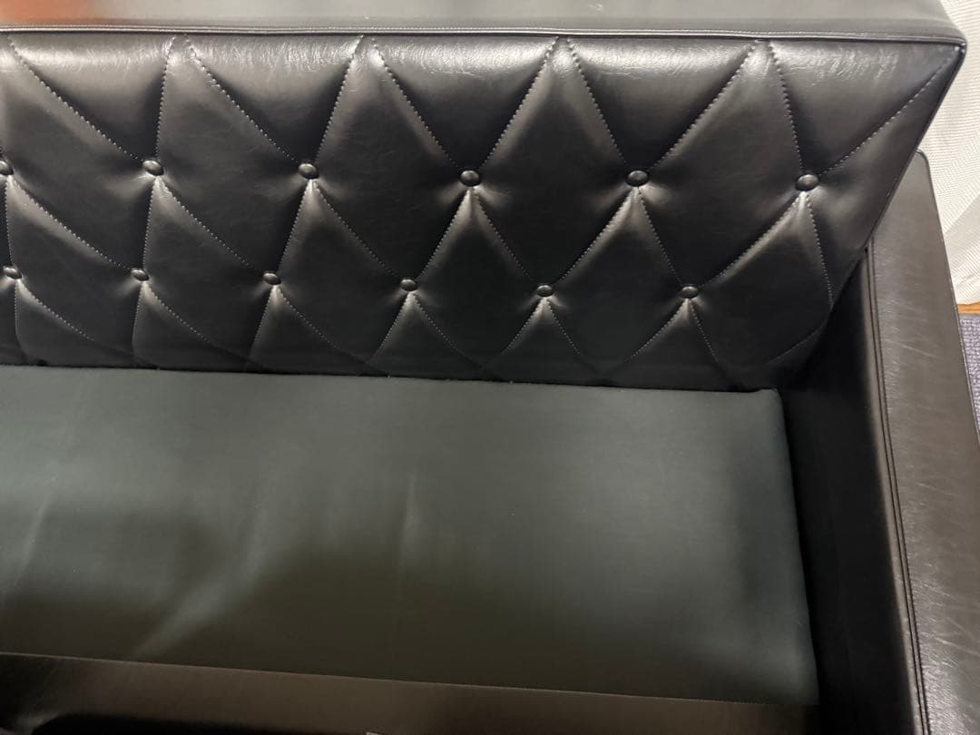 送料高額のためこの値段よろしく カリモク60 3シーター ロビーチェア ブラック