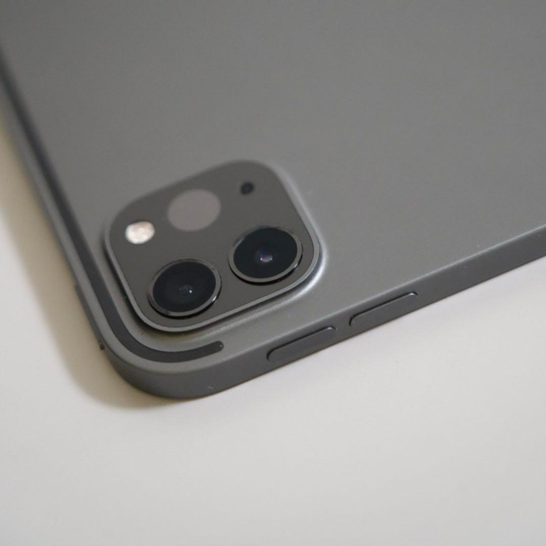 【f】iPad Pro 11インチ（第3世代）＋Pencil付き