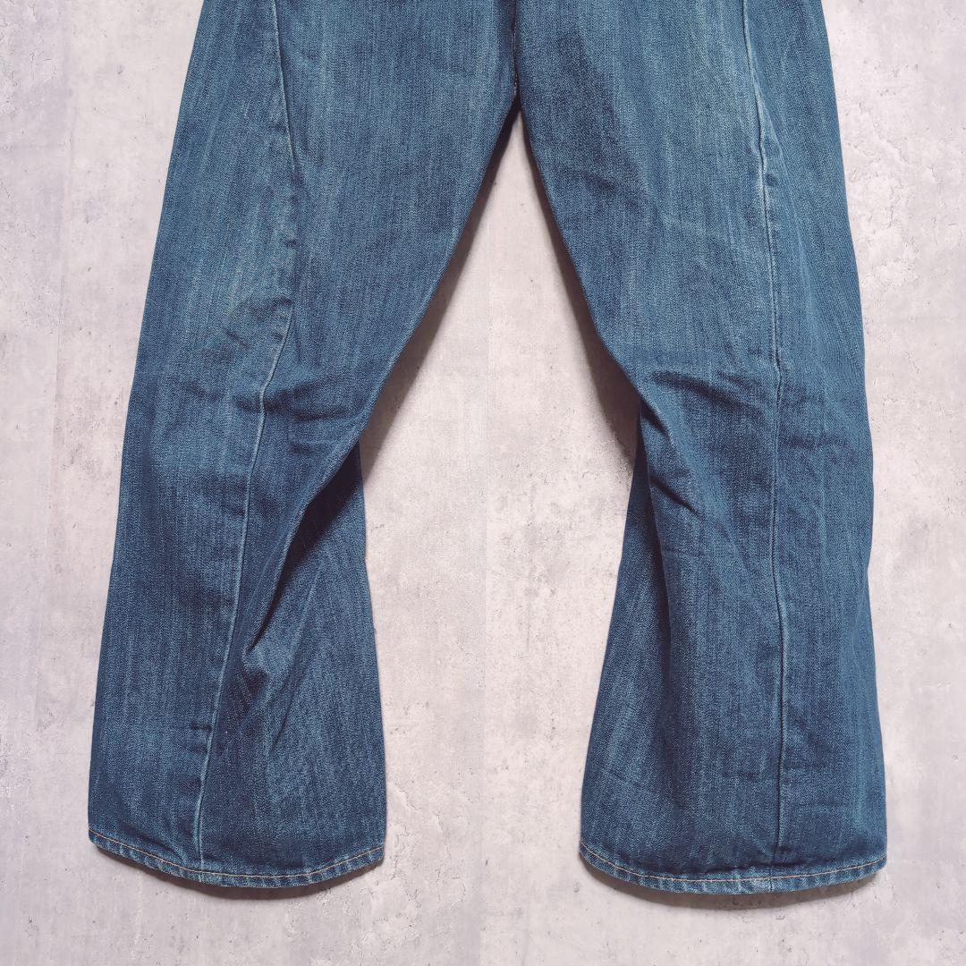 Levi's ENGINEERED JEANS LOOSE　W31　シンチバック