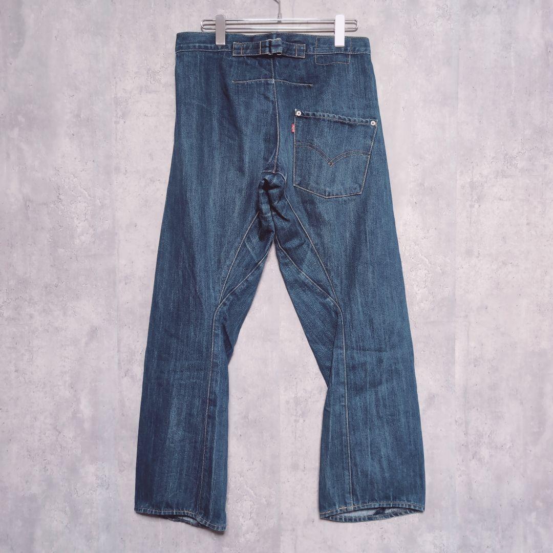 Levi's ENGINEERED JEANS LOOSE　W31　シンチバック