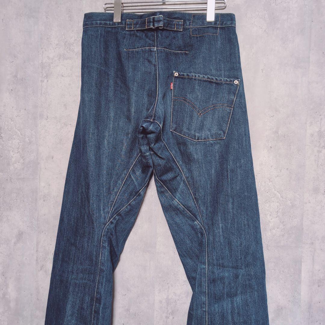 Levi's ENGINEERED JEANS LOOSE　W31　シンチバック