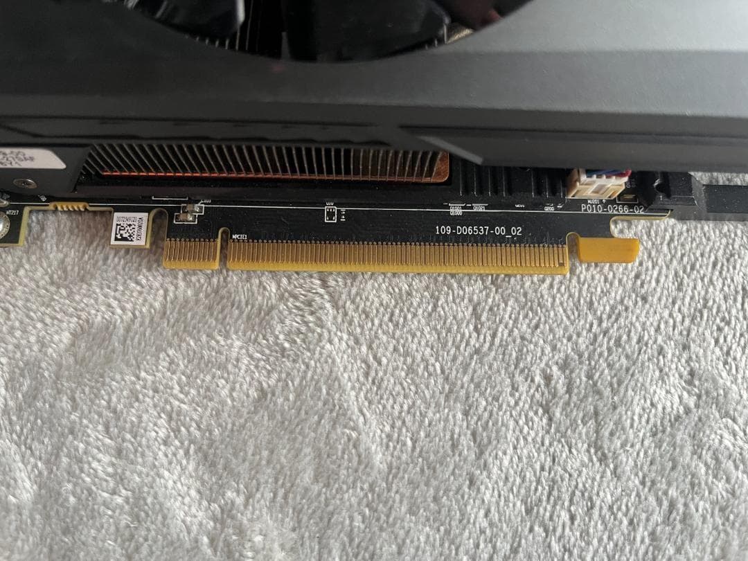 ゆ*と様 グラボ AMD Radeon RX Vega 56 Sapphire