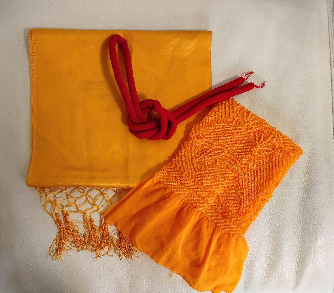 七五三７歳　女の子　四つ身　１回のみ着用　赤　蝶　キラキラ