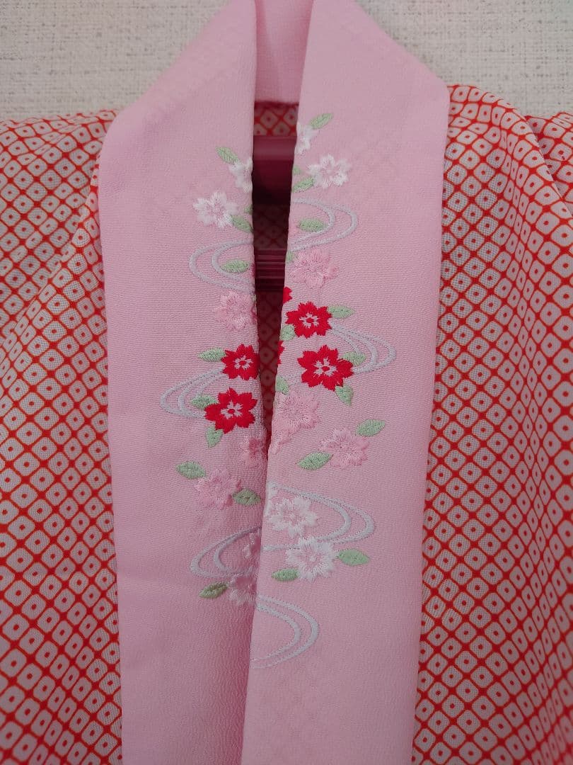 七五三７歳　女の子　四つ身　１回のみ着用　赤　蝶　キラキラ