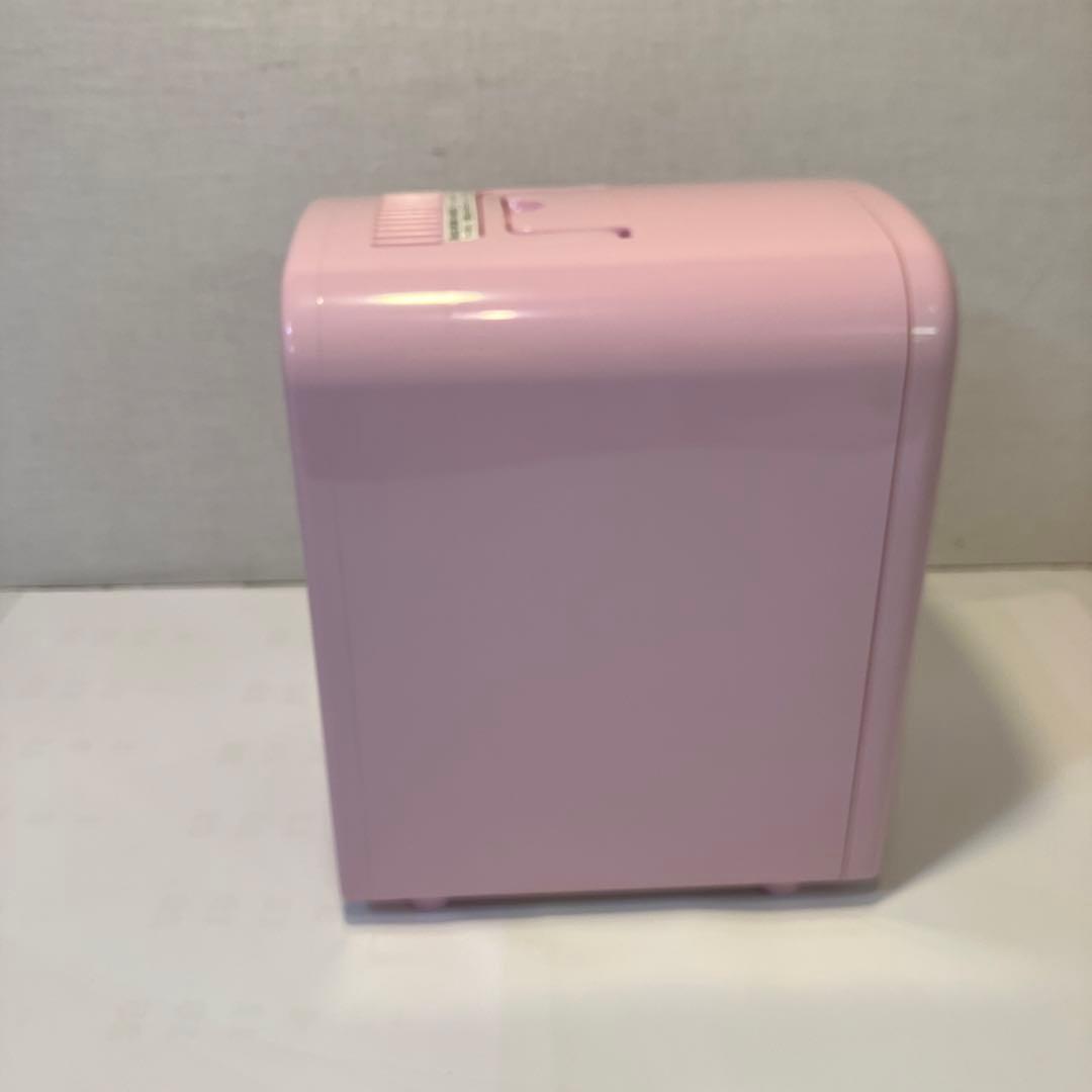 ハローキティ　2電源式コンパクト保冷保温ボックス