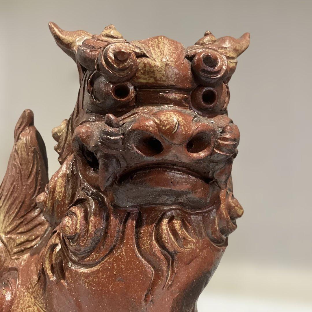 茶色のシーサー像 陶器製