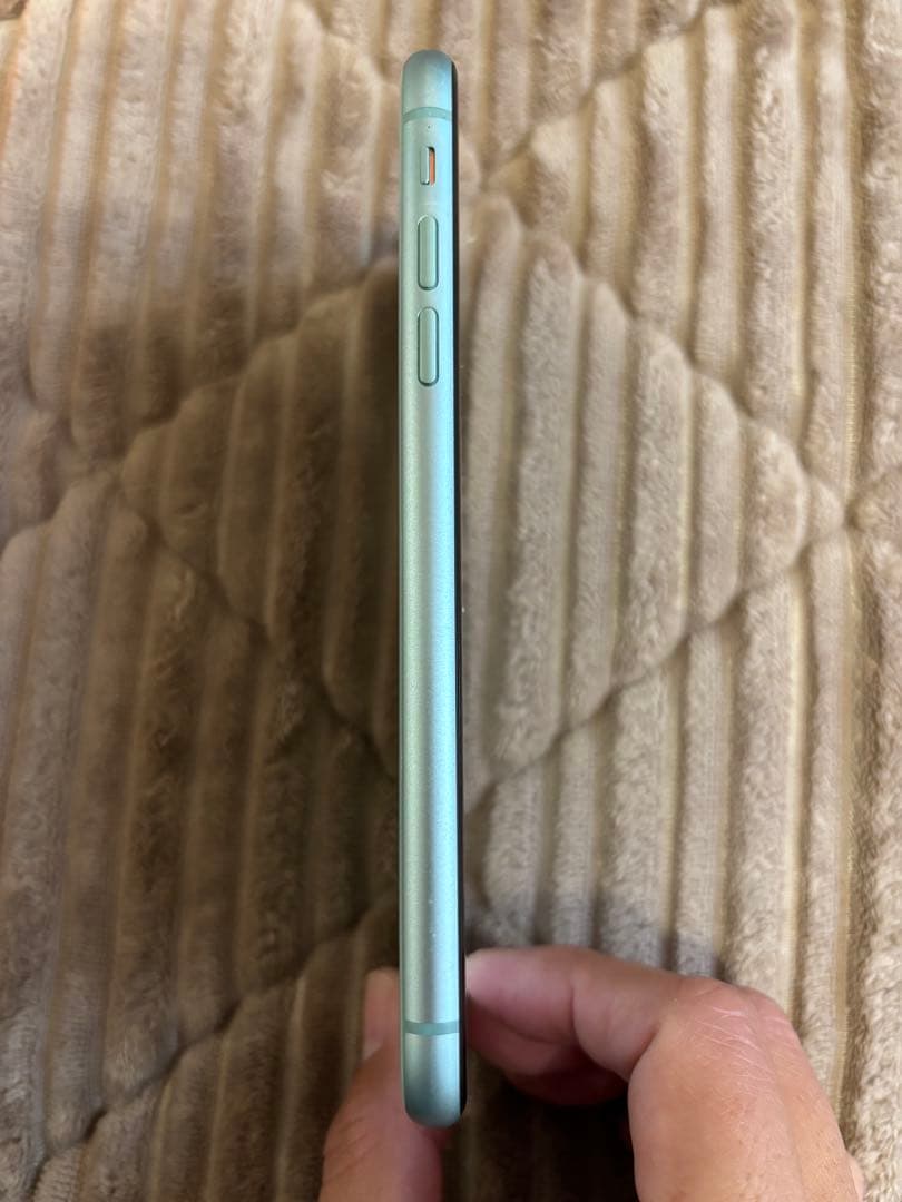 Apple iPhone11 64GB 緑 グリーン 限定人気色