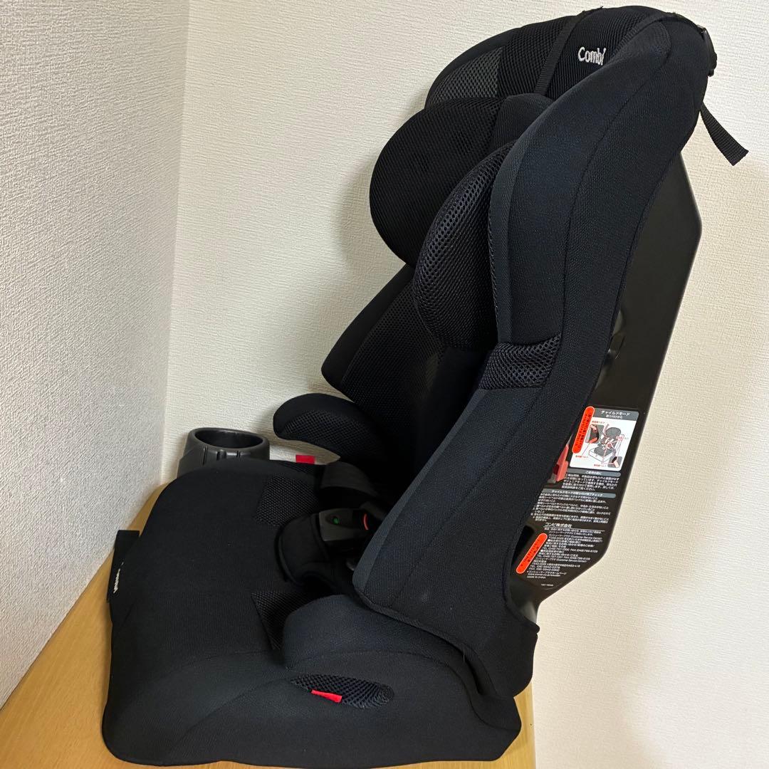 コンビ ジョイトリップ エアスルー GG ブラック ジュニアシート