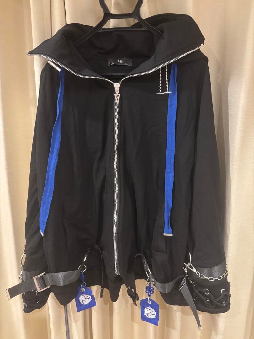 ililil イルイルイル　枵コラボ【空夜】 ジップアップパーカー　チェーン　黒