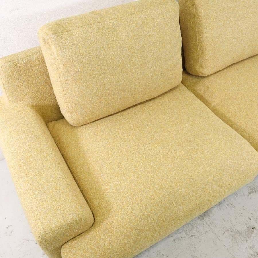 25年製 ウニコ グレイグ カバーリングトリプルソファ イエロー 中綿フェザー