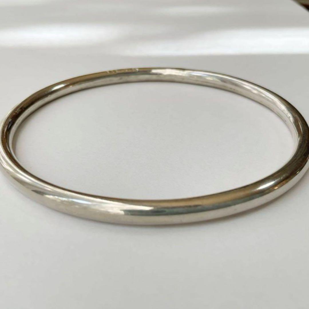 シンプルなシルバーバングル　925刻印あり　レディース・メンズ両用