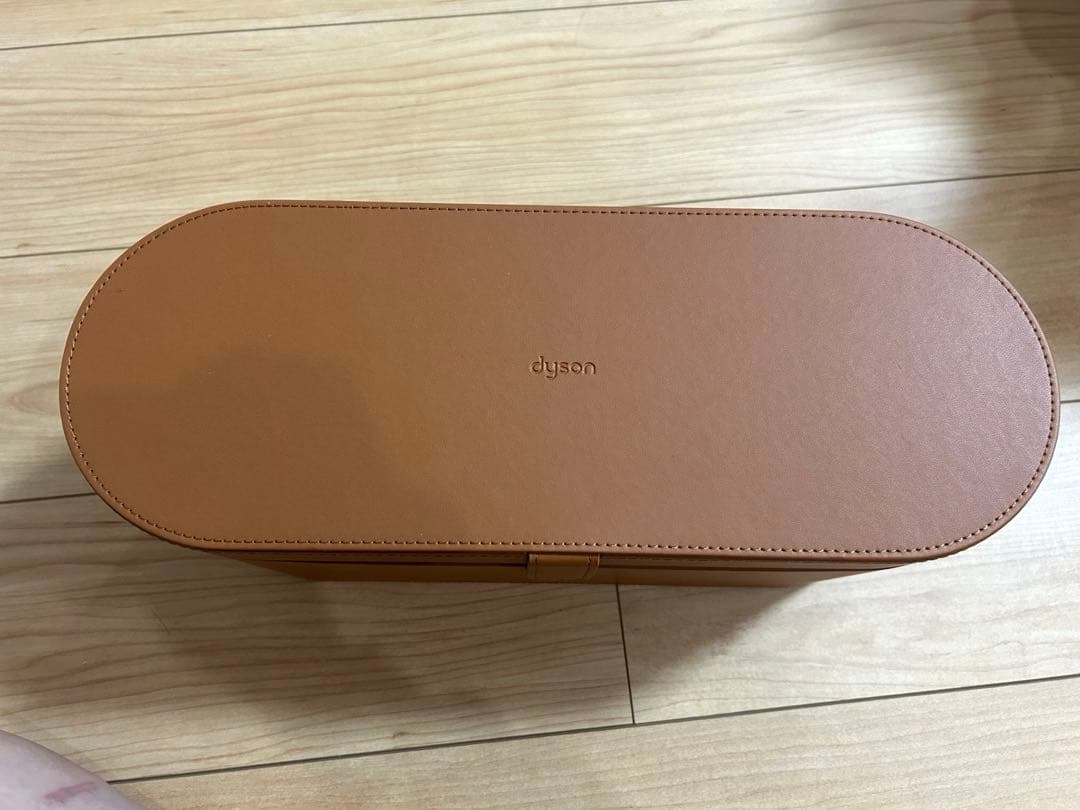 Dyson Airwrap Volume + Shape HS01 ダイソン