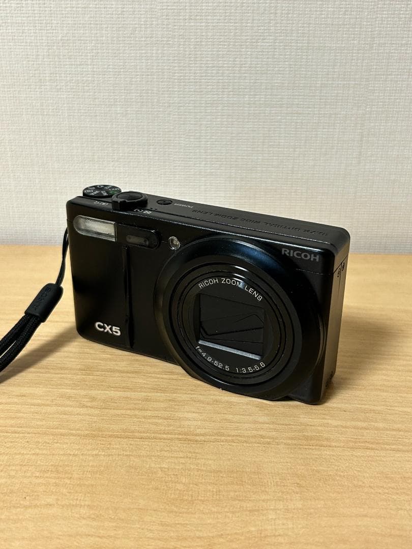 yoketehiさま高機能コンデジ！RICOH CX5 コンパクトデジタルカメラ