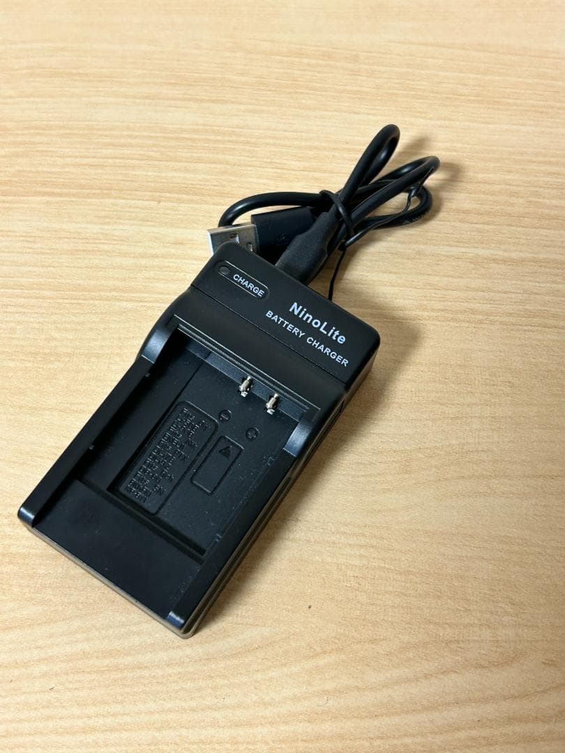 yoketehiさま高機能コンデジ！RICOH CX5 コンパクトデジタルカメラ