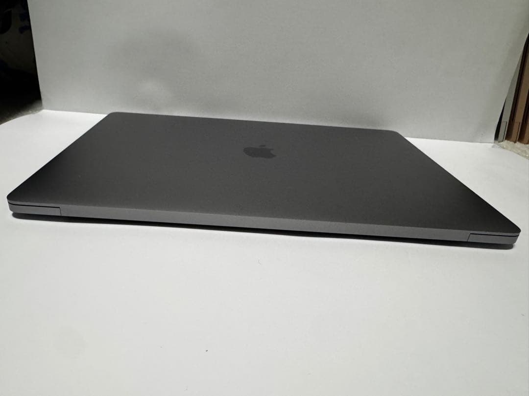 MacBook Pro 16インチ2019/Core i7/ 16/512GB