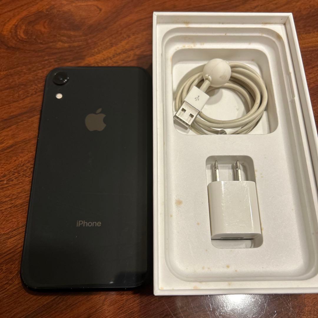 美品、傷なしApple iPhone XR ブラック、ケーブル　アダプター　箱