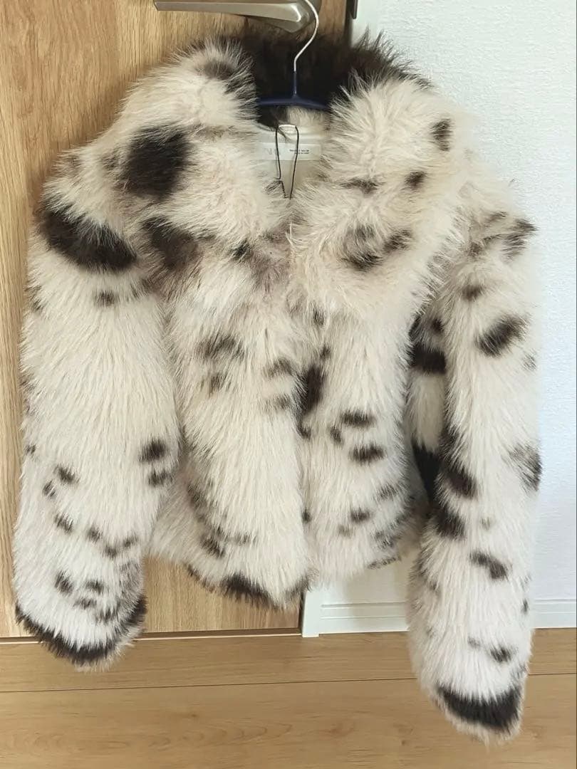 ZARA アニマルプリント　フェイクファーショートコート　新品未使用タグ付き　S