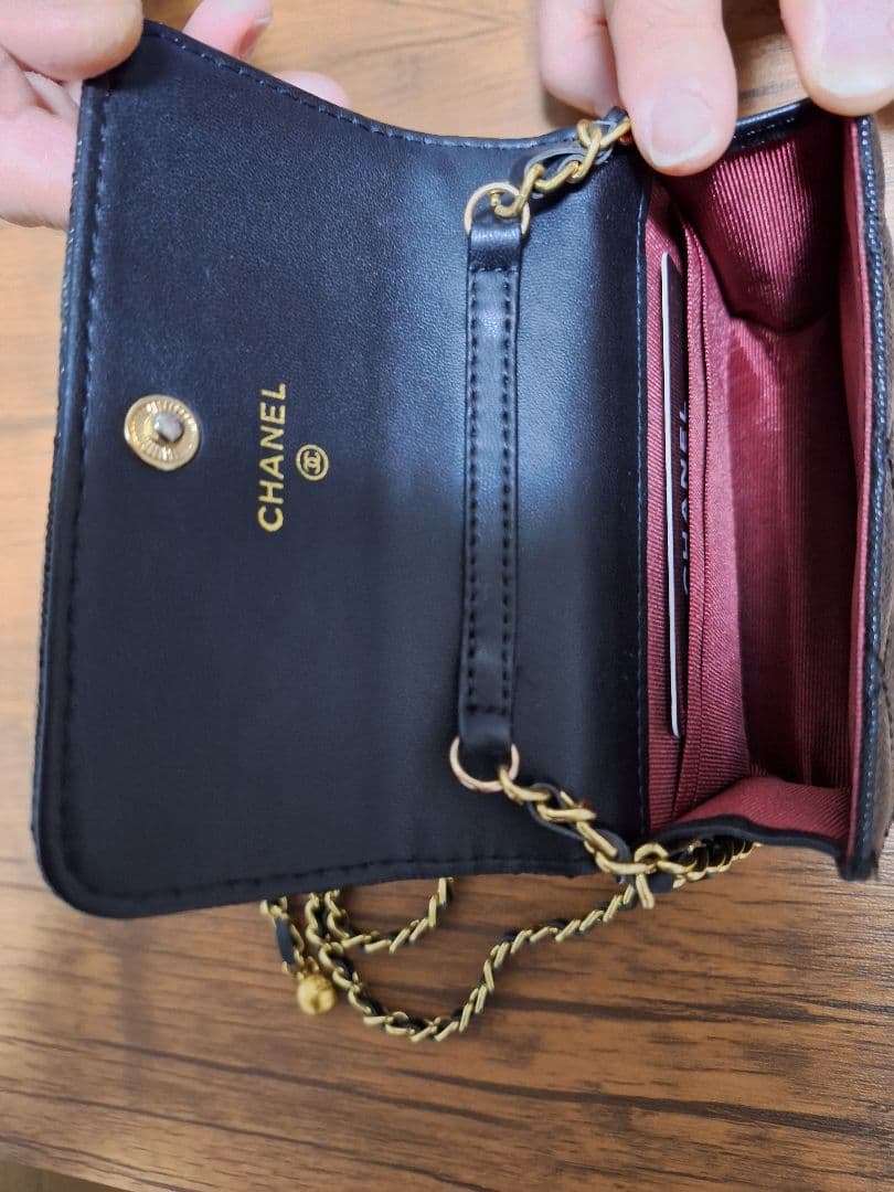 CHANEL ノベルティブラック レザーミニ ショルダーバッグ