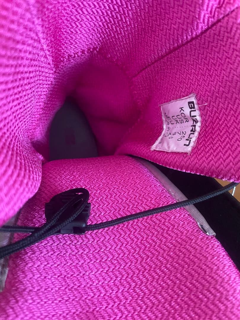 ★4回使用美品★BUZRUN boaスノーボードブーツ 24cm