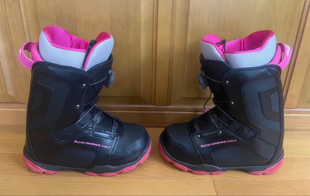 ★4回使用美品★BUZRUN boaスノーボードブーツ 24cm