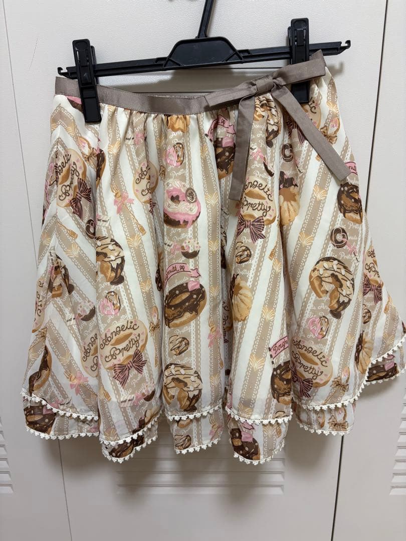 Angelic Pretty ドーナツ柄フレアスカート