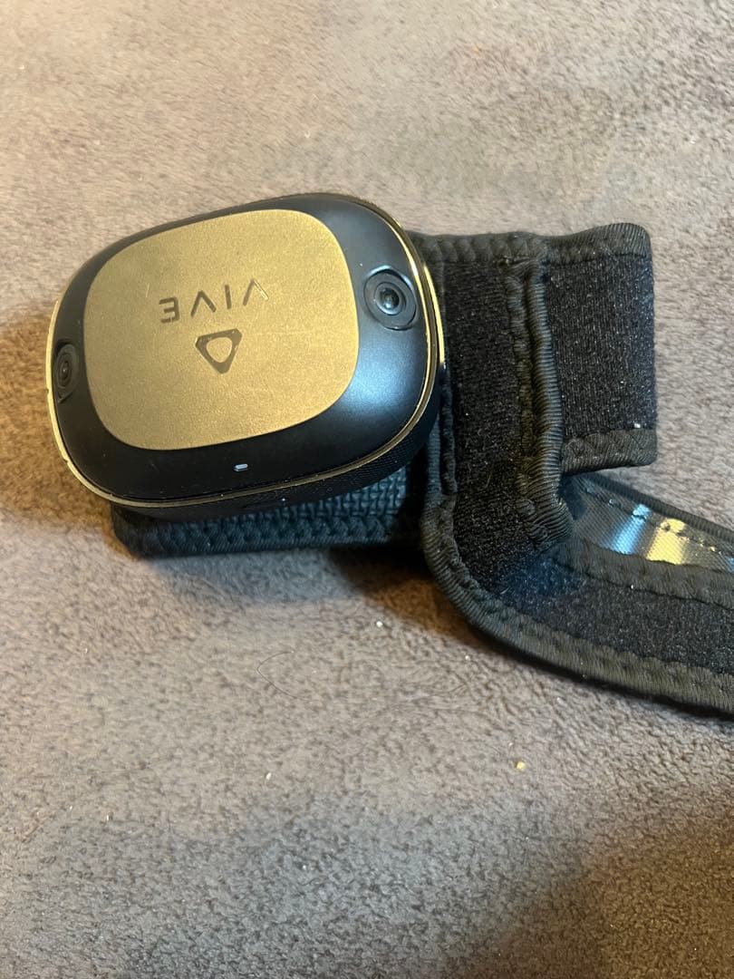 VIVE アルティメットトラッカー　ドングル　ストラップ