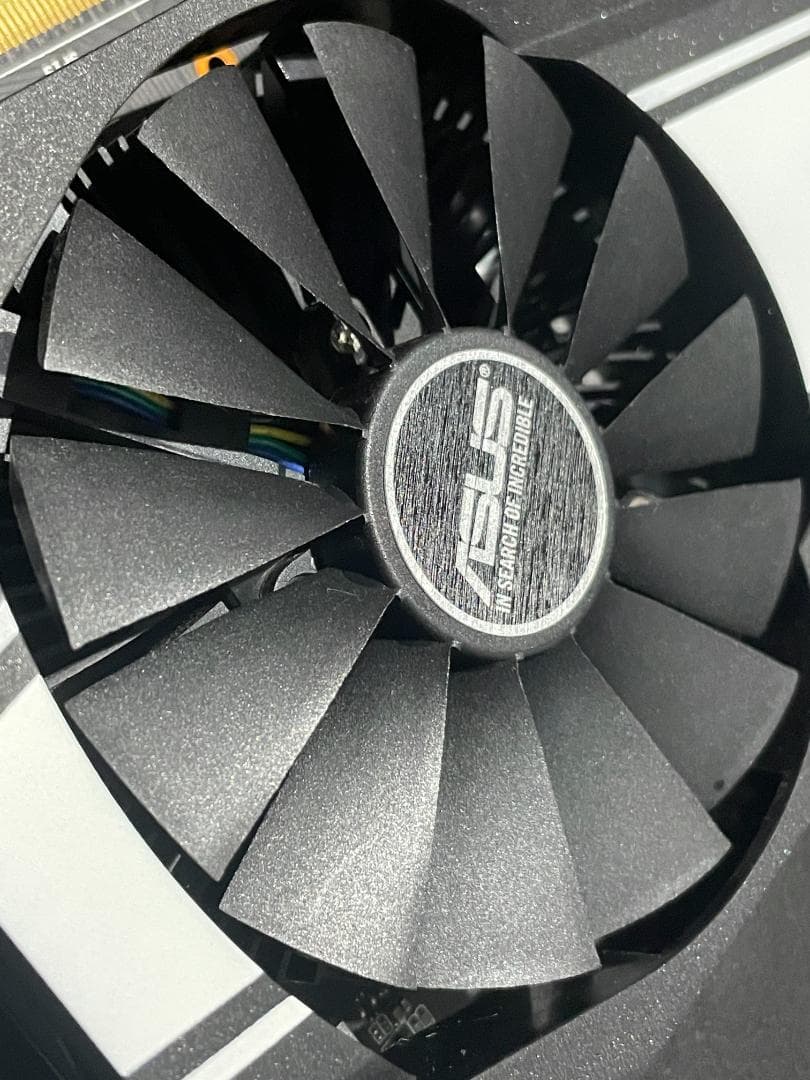 【白虎にゃん仔】ゲーミングPC i5-8500 GTX1660 Super