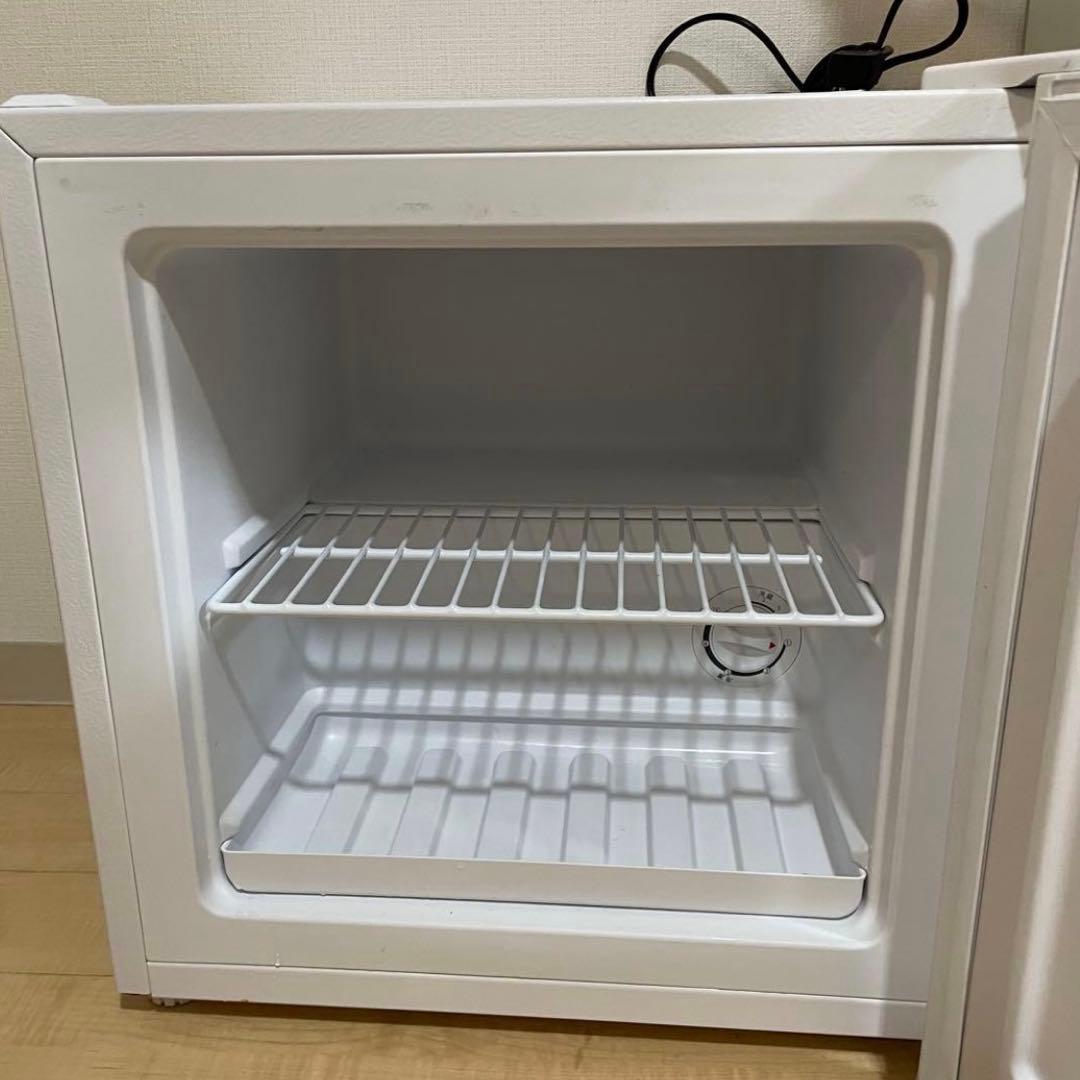 MAXZEN マクスゼン　冷凍庫 家庭用 小型 31L コンパクト