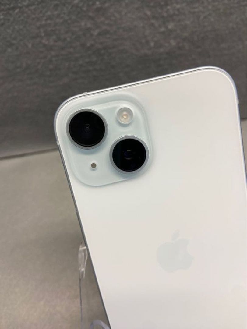 超美品 国内版 SIMフリー iPhone15 256GB ブルー色