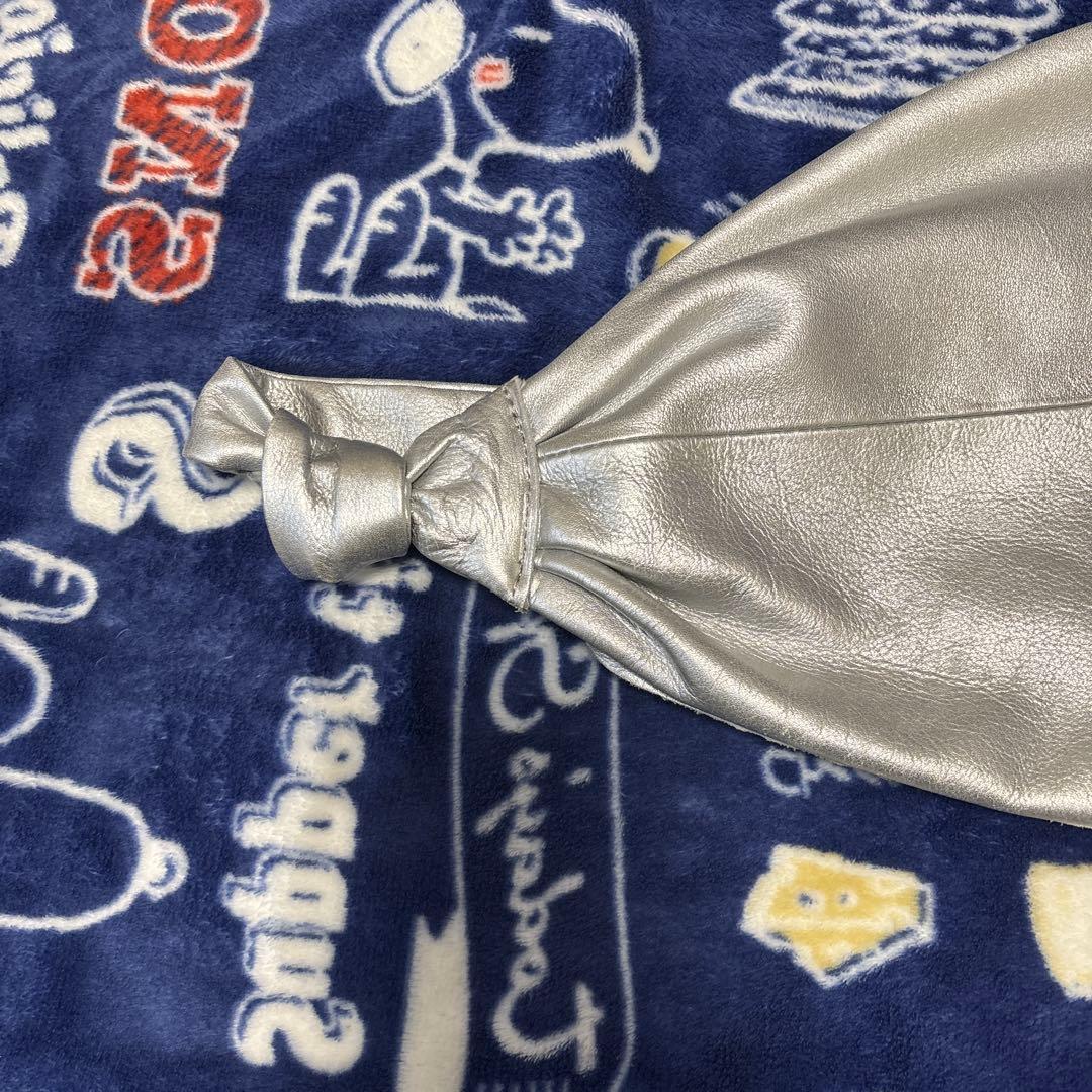 極美品☆POMTATA シルバーレザー ショルダーバッグ ボディバッグ ポンタタ