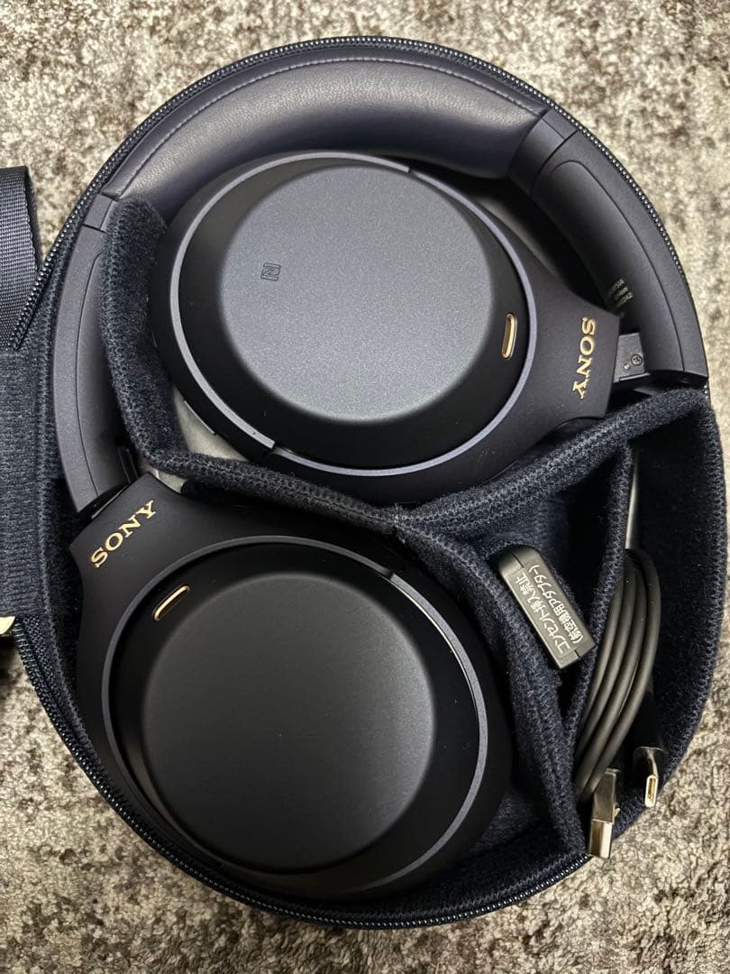 SONY WH-1000XM4 ワイヤレスヘッドホン　ミッドナイトブルー