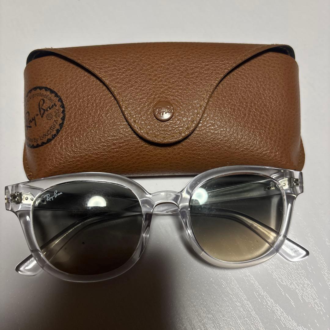 e*g様 Ray-Ban サングラス　透明フレーム