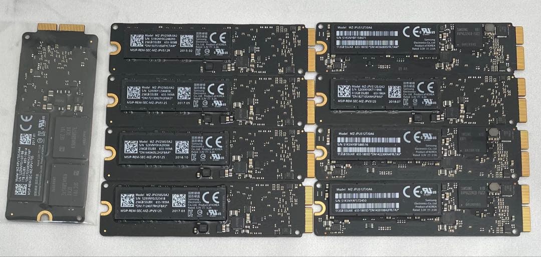 内蔵型SSD Apple SSD (256GBx5)(512GBx5)(1TBx1)